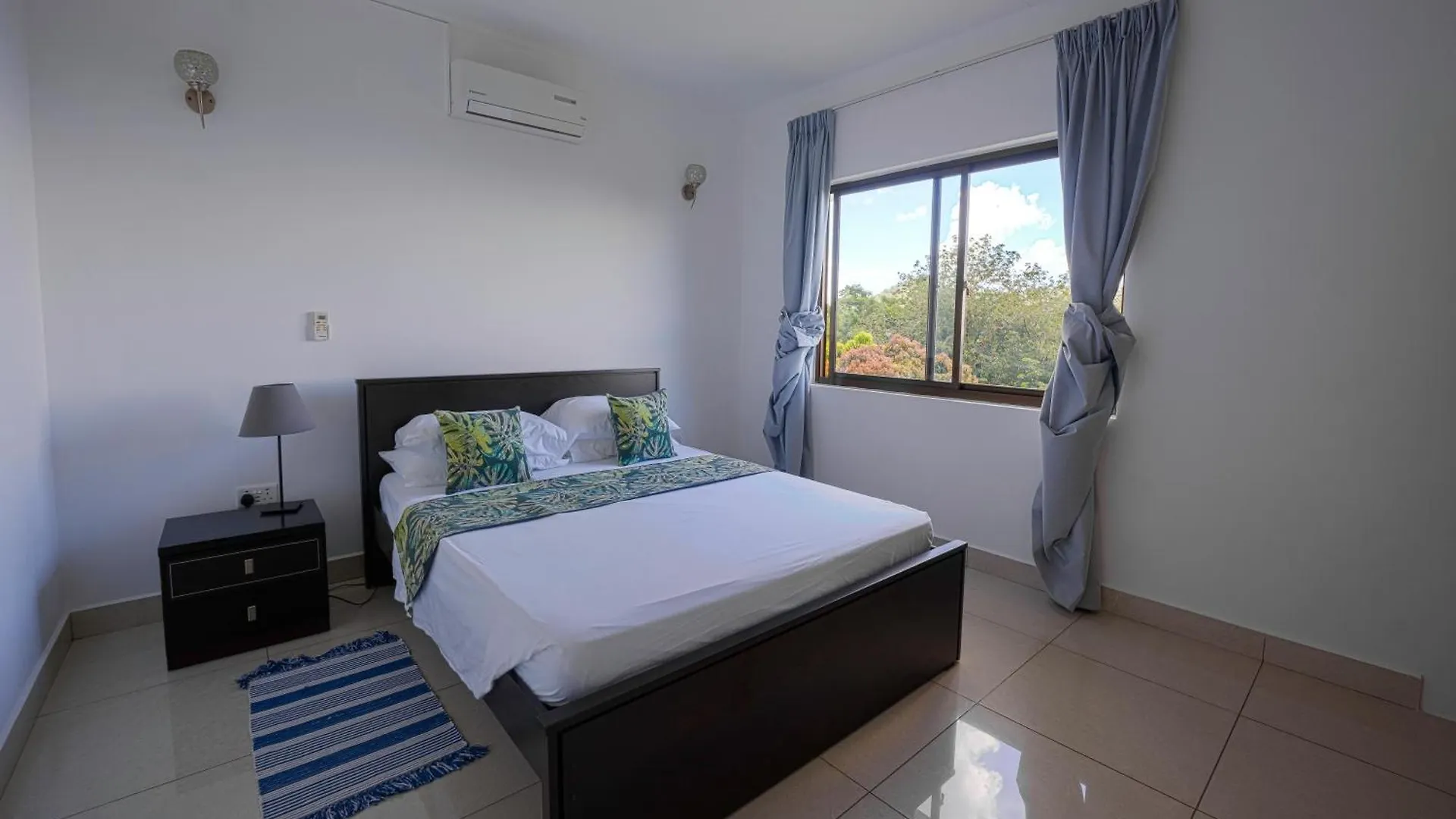 דירה ויקטוריה Otantik Residence